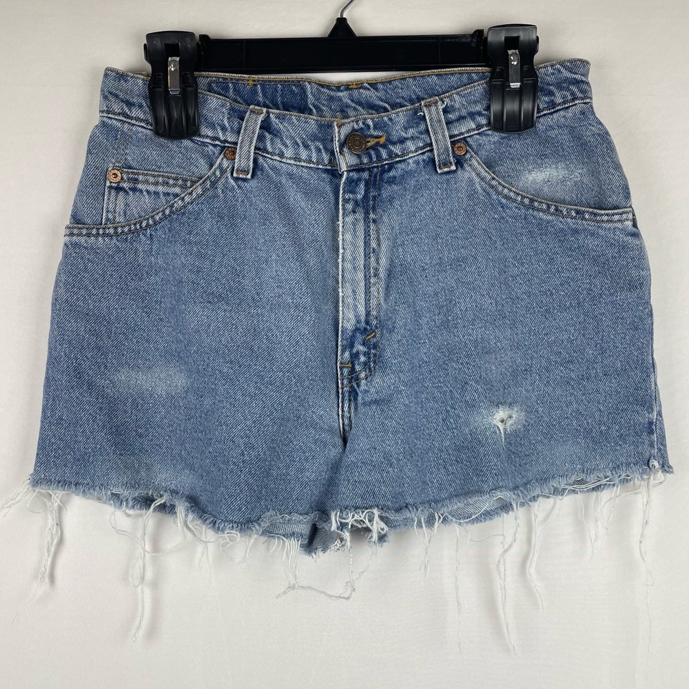 Levi’s vintage 951 relaxed fit distressed jean shorts size 28” Orange tab